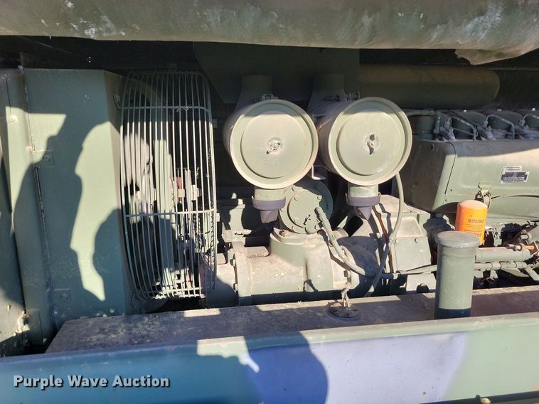 image for item DP1465 1985 Ingersoll Rand P-250-W-D-M-H268 air compressor