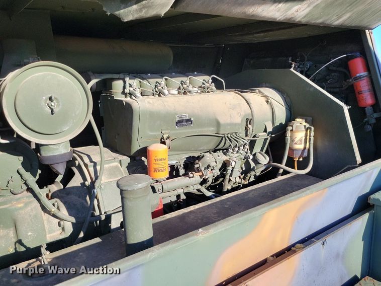 image for item DP1465 1985 Ingersoll Rand P-250-W-D-M-H268 air compressor