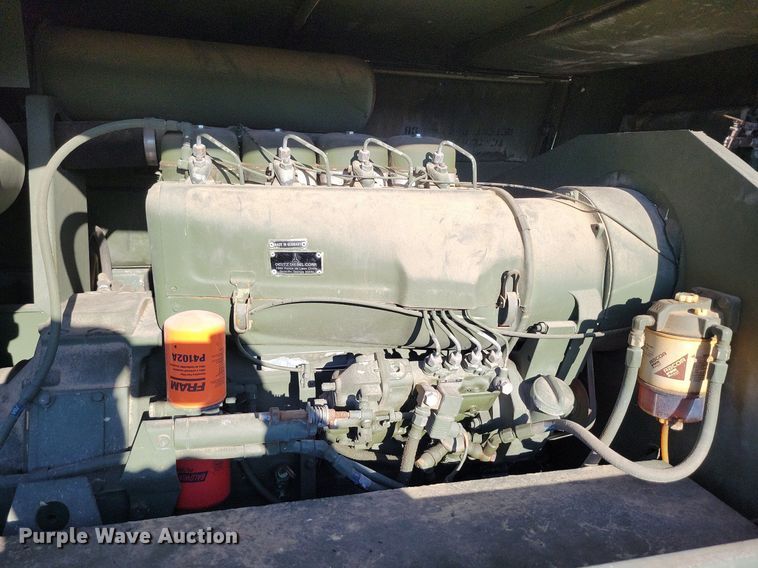 image for item DP1465 1985 Ingersoll Rand P-250-W-D-M-H268 air compressor