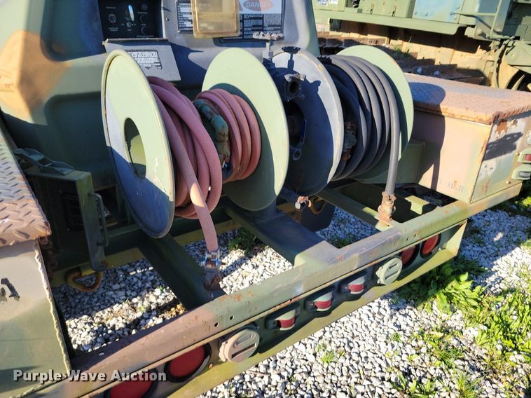 image for item DP1465 1985 Ingersoll Rand P-250-W-D-M-H268 air compressor