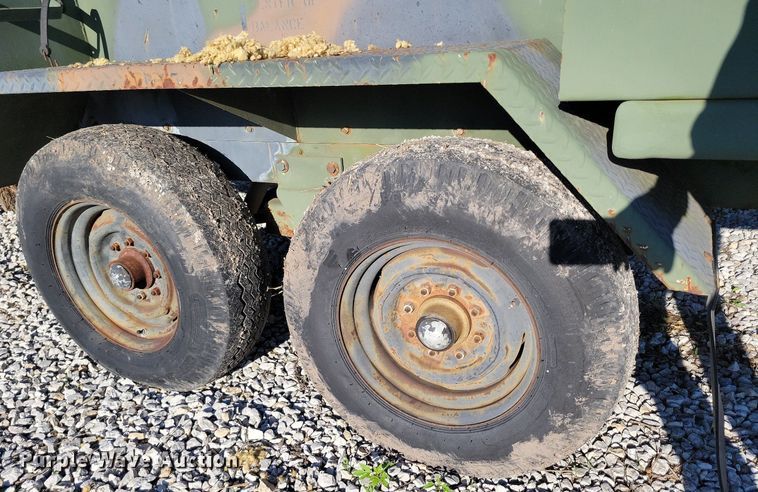 image for item DP1465 1985 Ingersoll Rand P-250-W-D-M-H268 air compressor