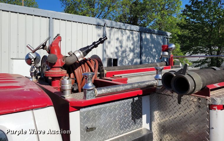 image for item DP1468 1991 Ford F450 Super Duty brush fire truck