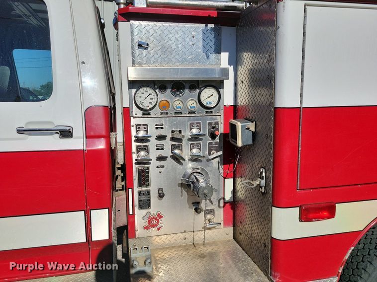 image for item DP1468 1991 Ford F450 Super Duty brush fire truck