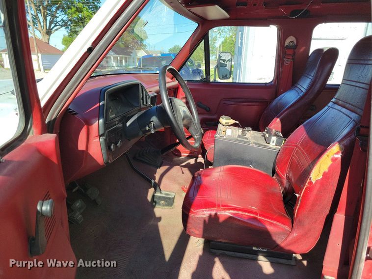 image for item DP1468 1991 Ford F450 Super Duty brush fire truck