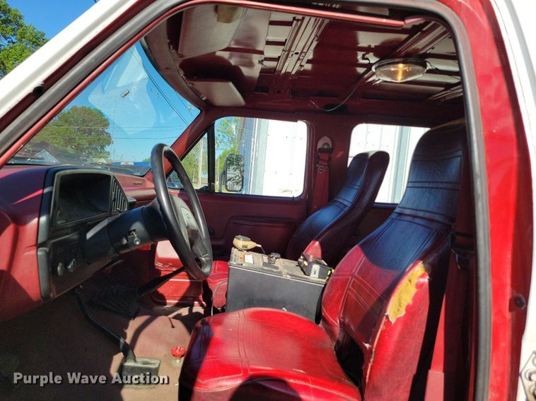 image for item DP1468 1991 Ford F450 Super Duty brush fire truck