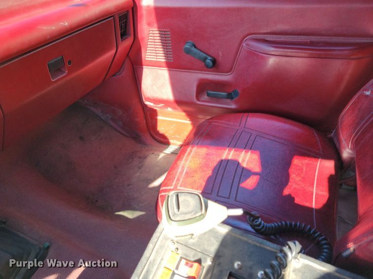 image for item DP1468 1991 Ford F450 Super Duty brush fire truck