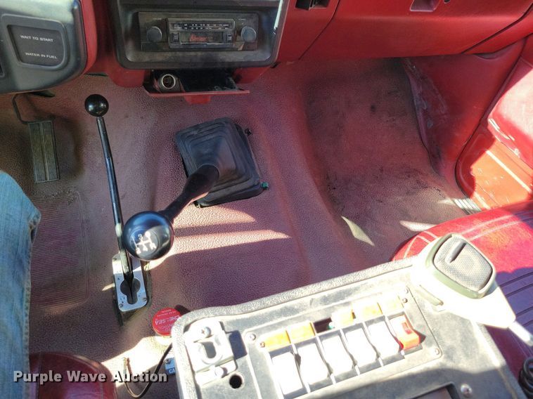 image for item DP1468 1991 Ford F450 Super Duty brush fire truck