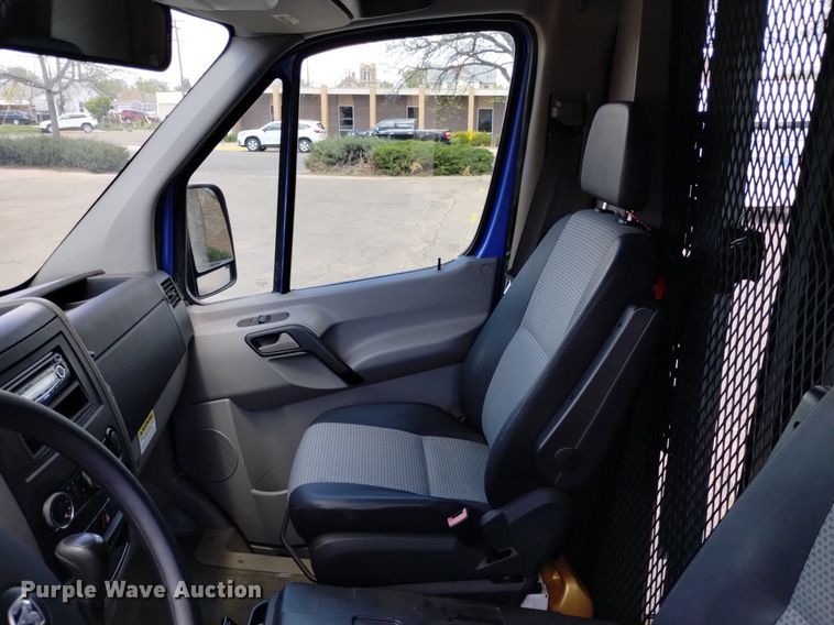image for item DQ6099 2007 Dodge Sprinter 3500 prisoner transport van