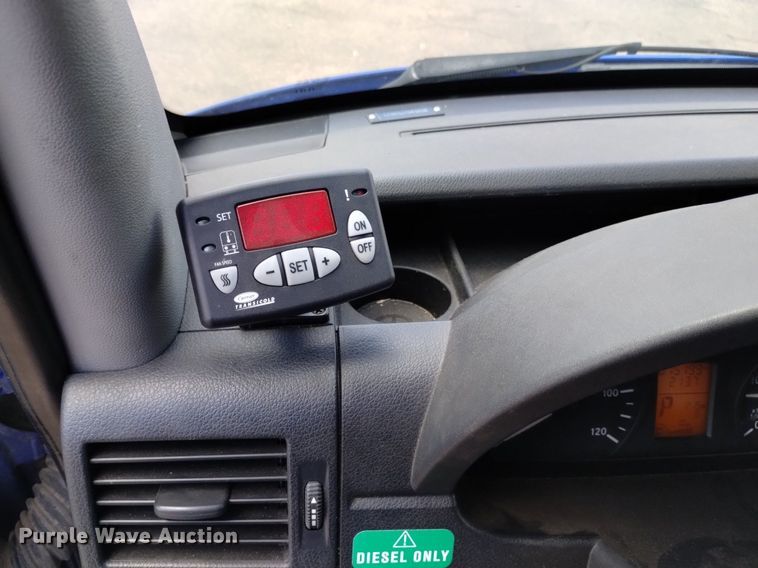 image for item DQ6099 2007 Dodge Sprinter 3500 prisoner transport van