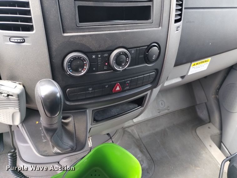 image for item DQ6099 2007 Dodge Sprinter 3500 prisoner transport van