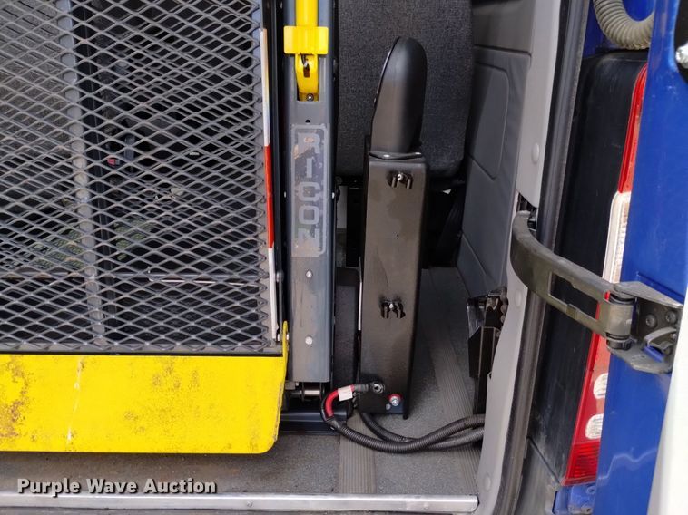 image for item DQ6099 2007 Dodge Sprinter 3500 prisoner transport van