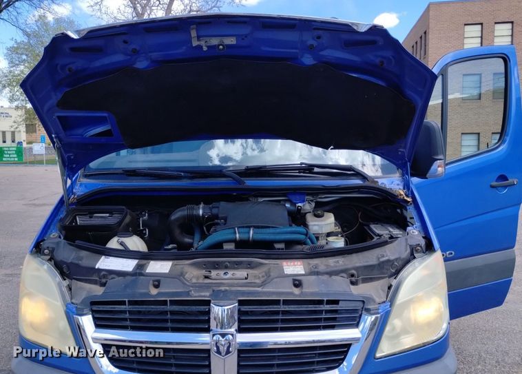 image for item DQ6099 2007 Dodge Sprinter 3500 prisoner transport van