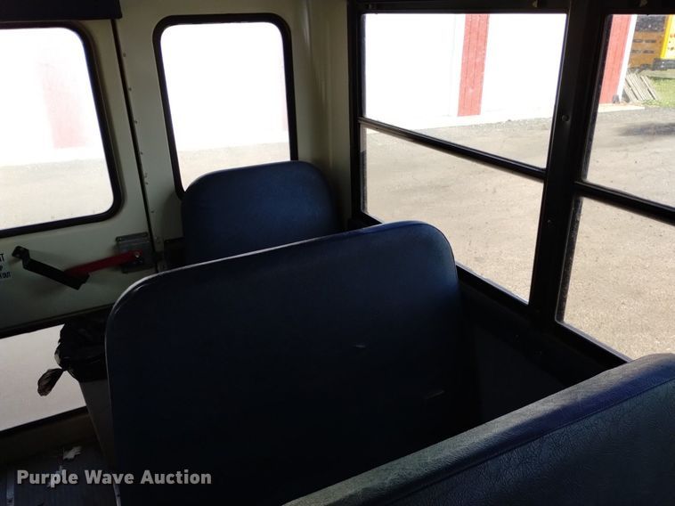 image for item DQ6101 2008 IC Corporation CE200 school bus