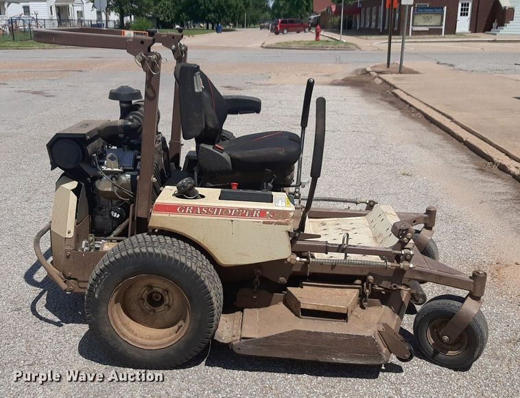 image for item DQ7105 Grasshopper  329B ZTR lawn mower