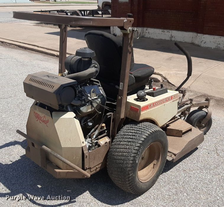 image for item DQ7105 Grasshopper  329B ZTR lawn mower