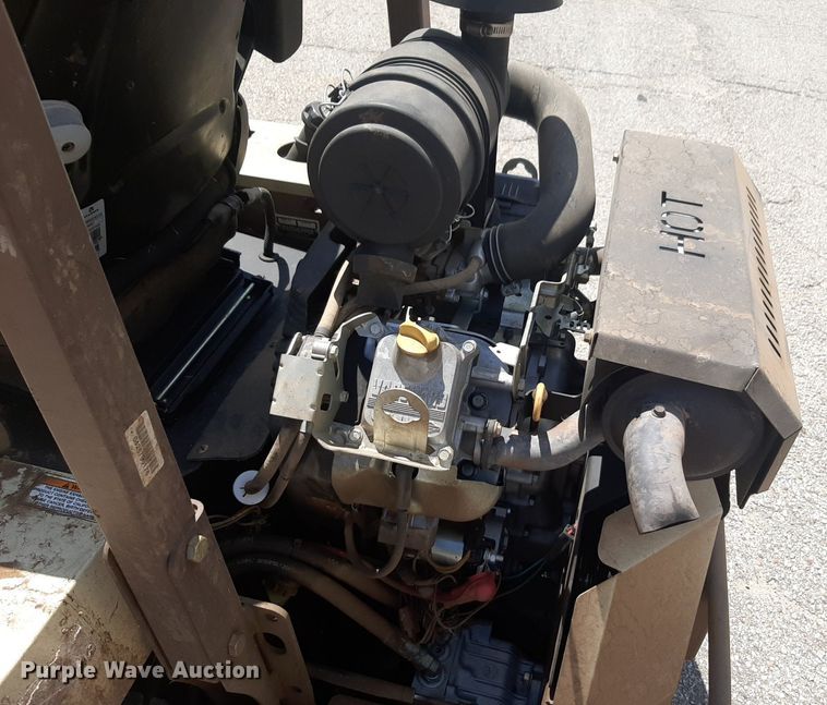 image for item DQ7105 Grasshopper  329B ZTR lawn mower