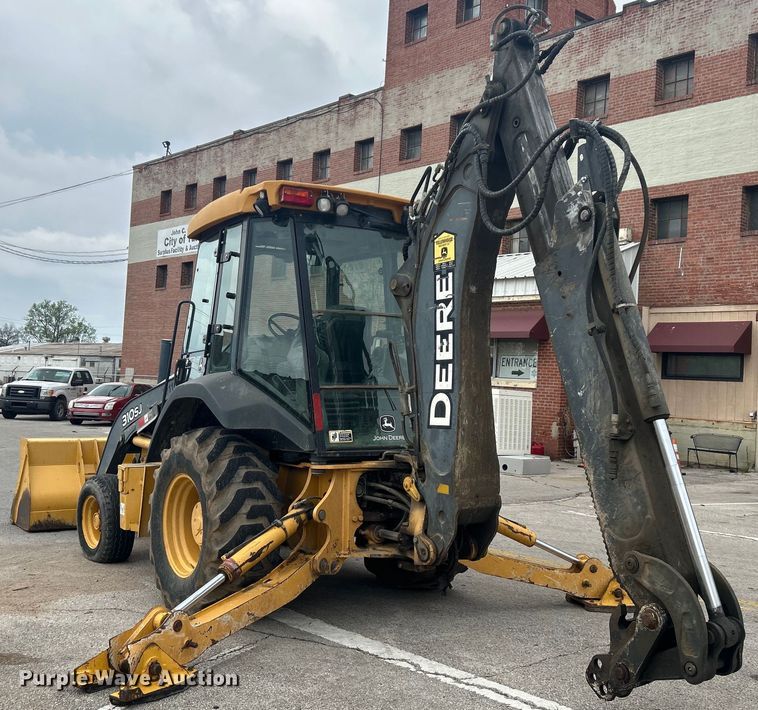 image for item EG0287 2011 John Deere 310SJ backhoe