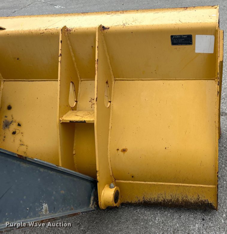 image for item EG0287 2011 John Deere 310SJ backhoe