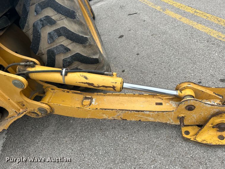 image for item EG0287 2011 John Deere 310SJ backhoe