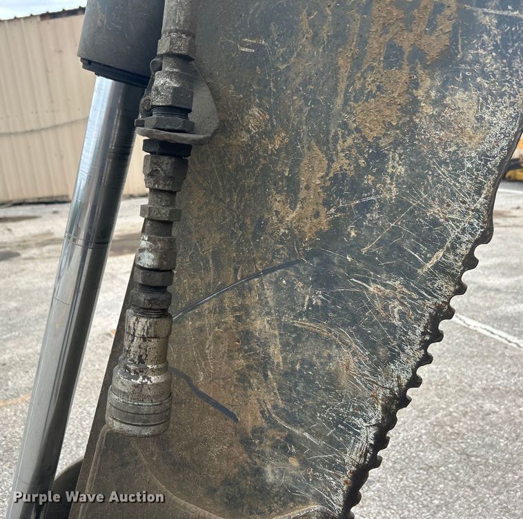 image for item EG0287 2011 John Deere 310SJ backhoe