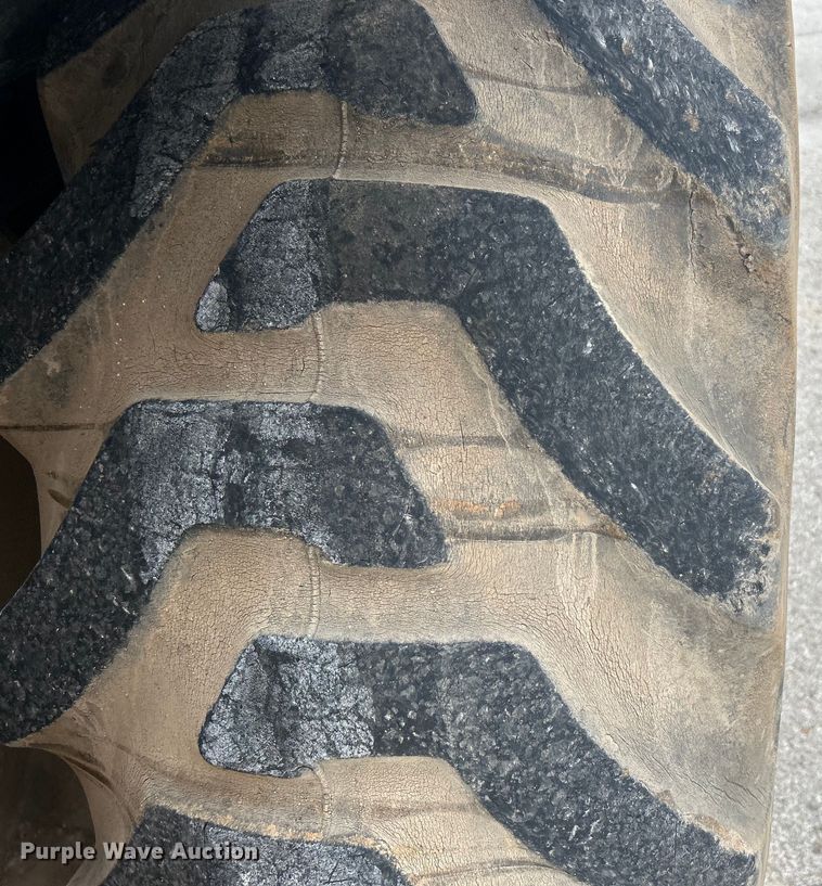 image for item EG0287 2011 John Deere 310SJ backhoe