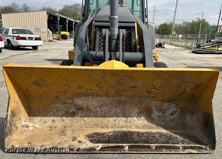 image for item EG0298 2009 John Deere  310SJ backhoe