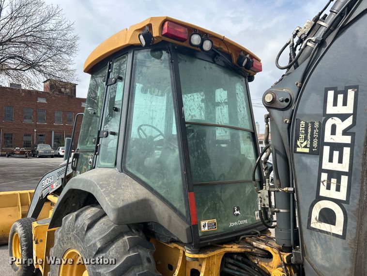 image for item EG0298 2009 John Deere  310SJ backhoe