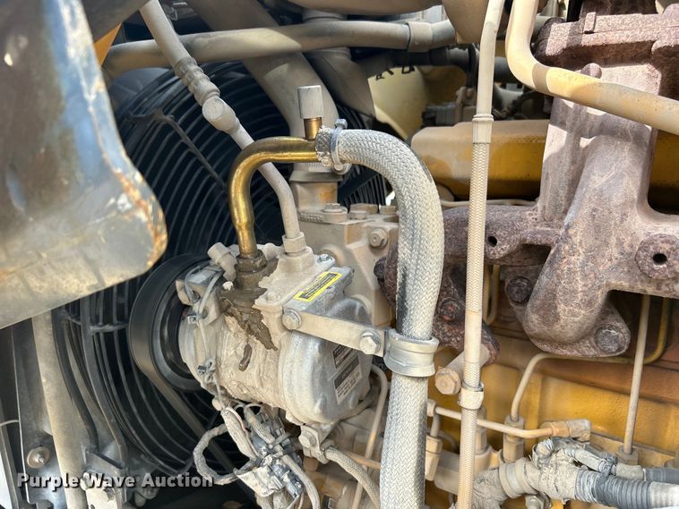 image for item EG0298 2009 John Deere  310SJ backhoe