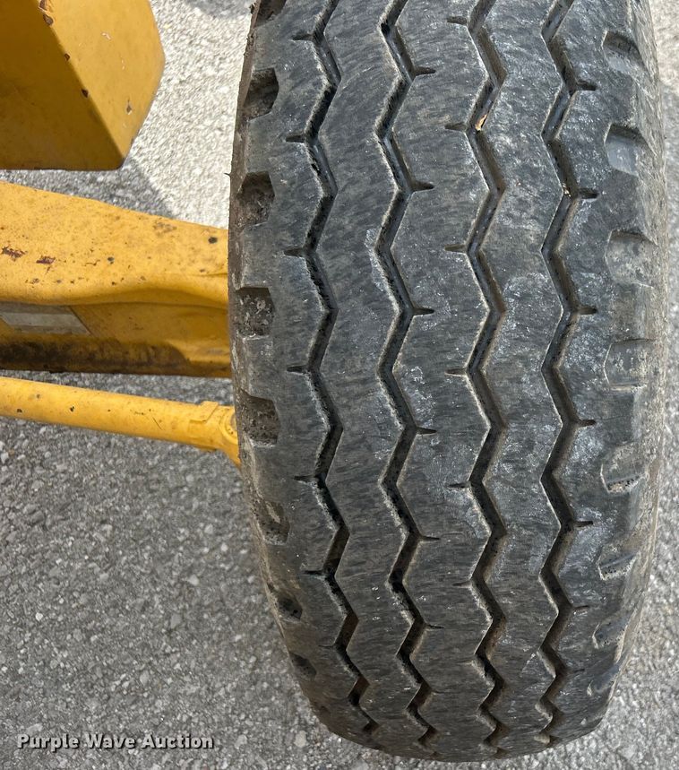 image for item EG0298 2009 John Deere  310SJ backhoe