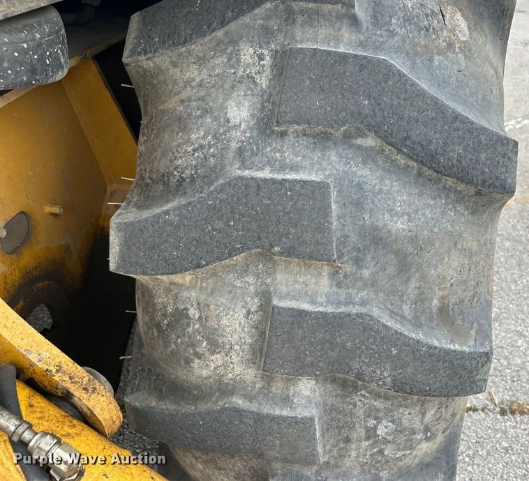 image for item EG0298 2009 John Deere  310SJ backhoe