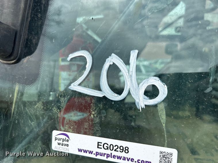 image for item EG0298 2009 John Deere  310SJ backhoe