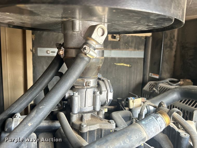 image for item EG0335 2006 Generac QT04554GNSNA generator