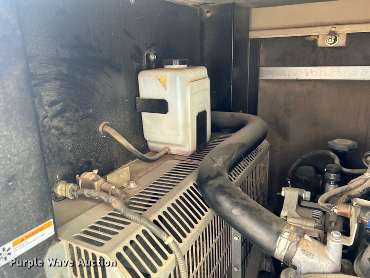 image for item EG0335 2006 Generac QT04554GNSNA generator