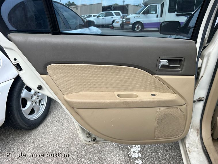 image for item EG0336 2008 Ford Fusion 