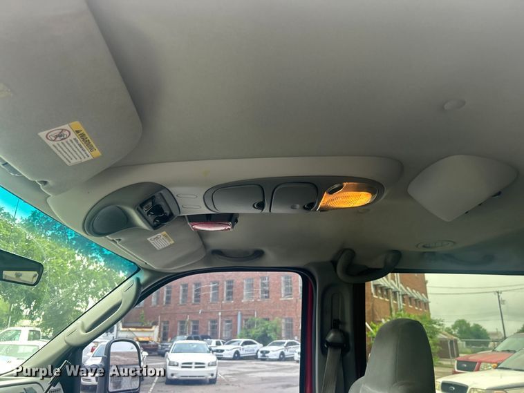 image for item EG0337 2003 Ford Excursion SUV