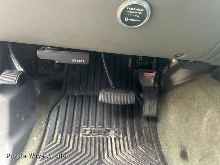 image for item EG0337 2003 Ford Excursion SUV