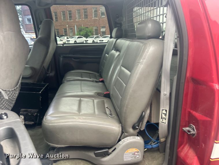 image for item EG0337 2003 Ford Excursion SUV