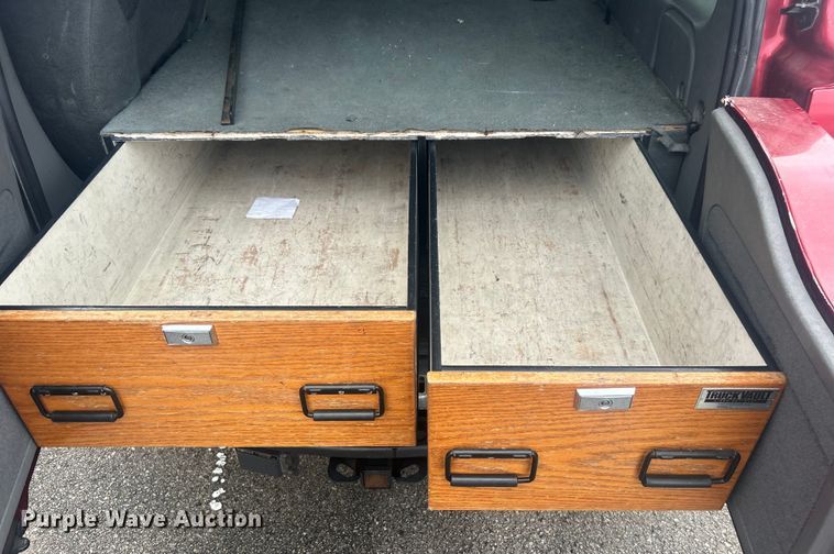 image for item EG0337 2003 Ford Excursion SUV