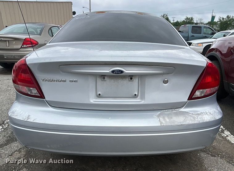image for item EG0344 2006 Ford Taurus 