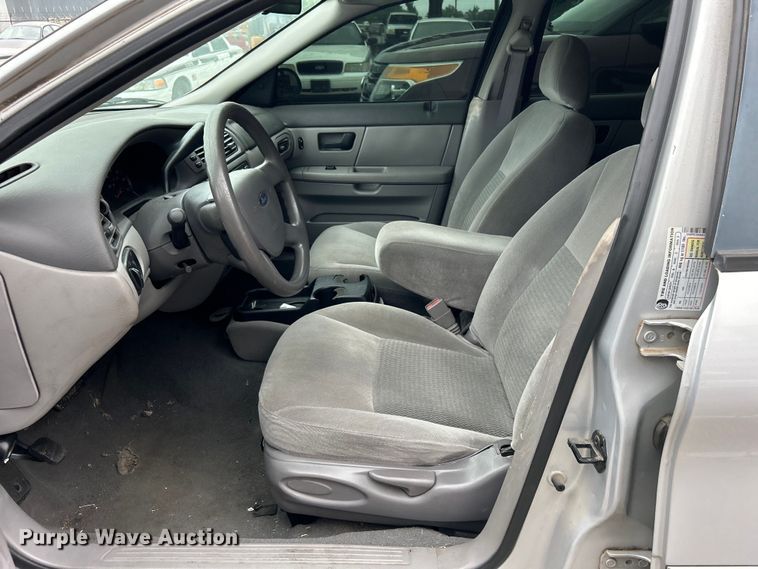 image for item EG0344 2006 Ford Taurus 