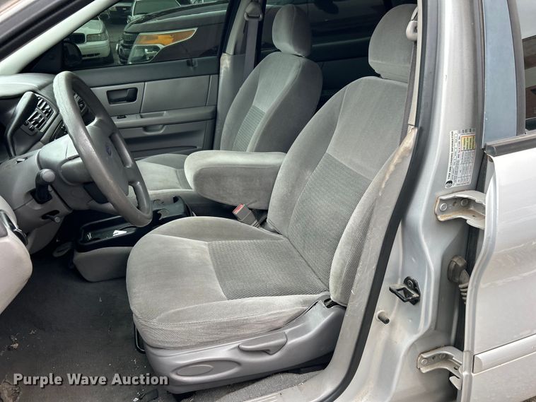 image for item EG0344 2006 Ford Taurus 