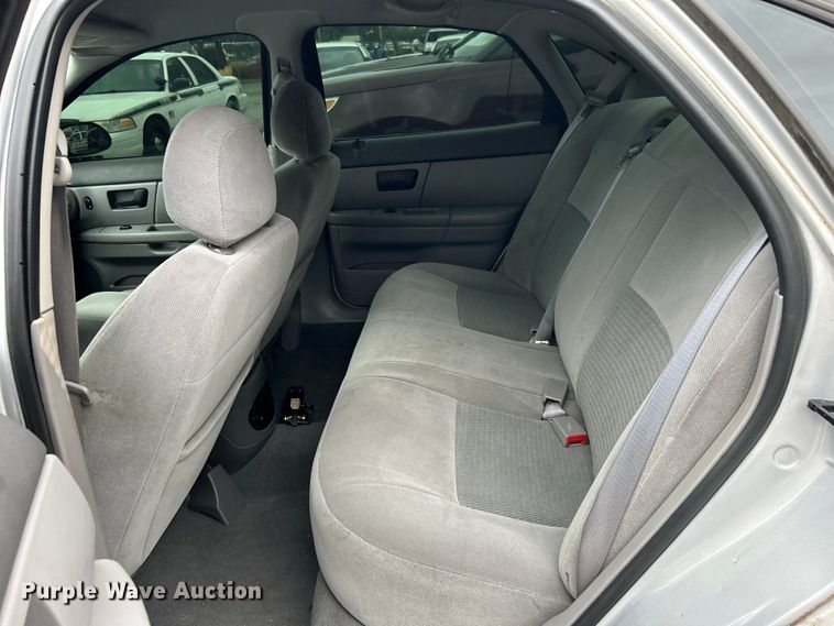 image for item EG0344 2006 Ford Taurus 