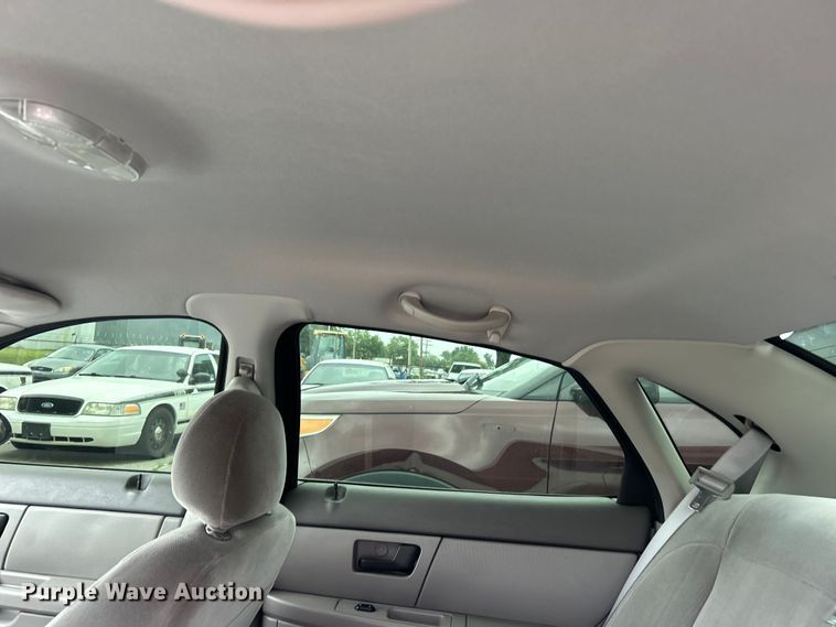 image for item EG0344 2006 Ford Taurus 