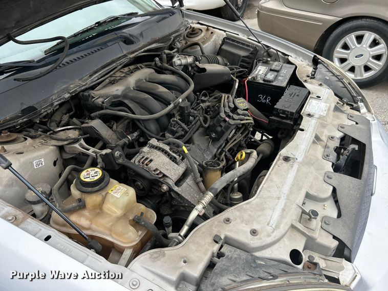 image for item EG0344 2006 Ford Taurus 