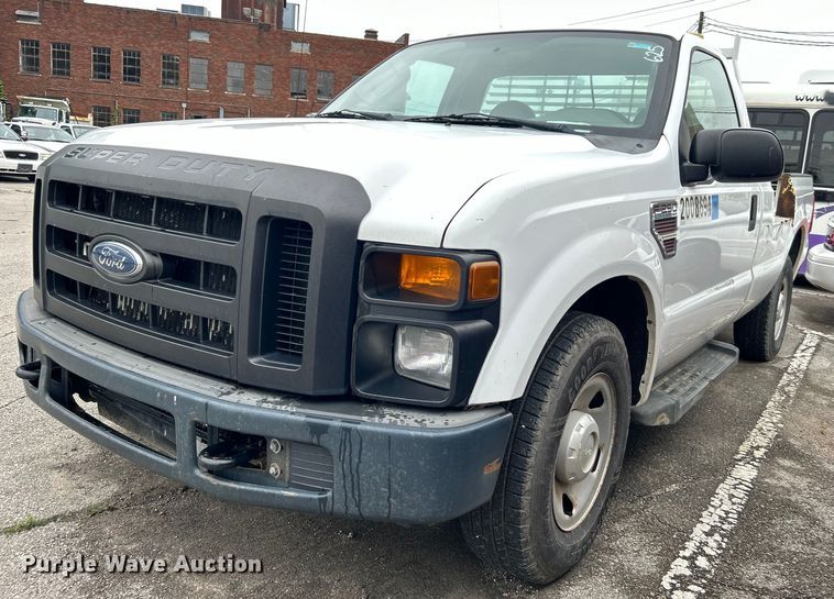 image for item EG0346 2008 Ford F250 Super Duty pickup truck
