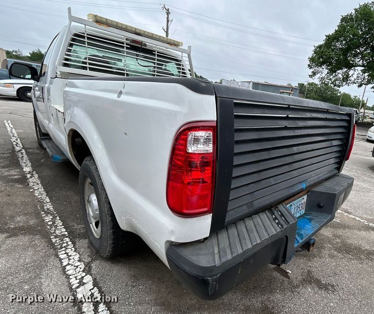 image for item EG0346 2008 Ford F250 Super Duty pickup truck