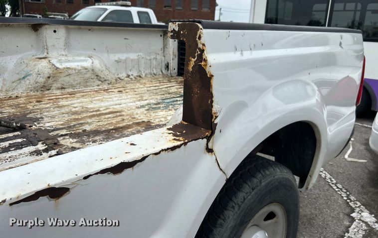 image for item EG0346 2008 Ford F250 Super Duty pickup truck