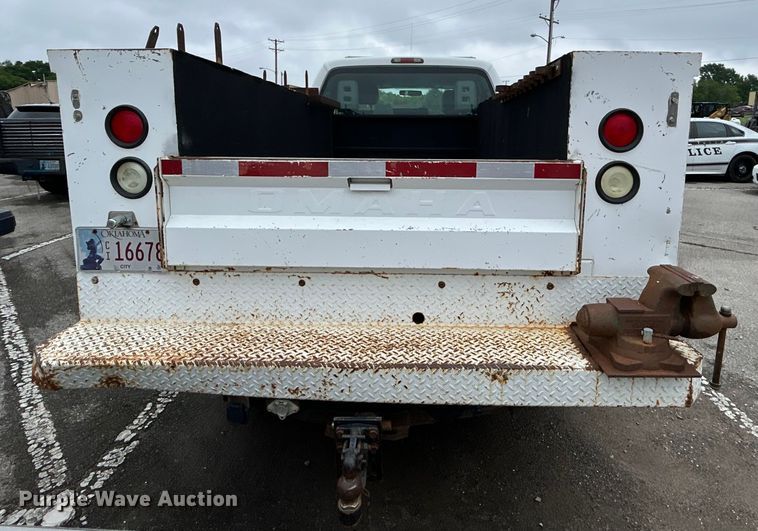 image for item EG0347 2011 Ford F250 Super Duty SuperCab utility bed pickup truck