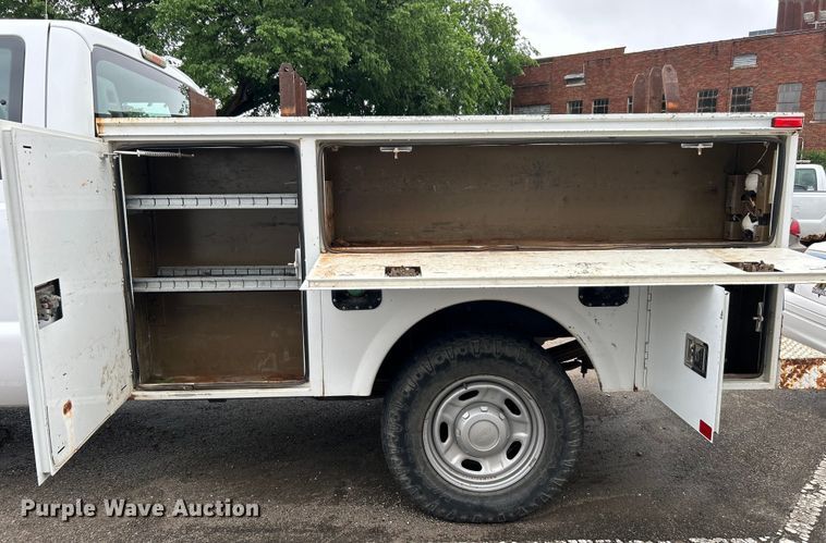 image for item EG0347 2011 Ford F250 Super Duty SuperCab utility bed pickup truck