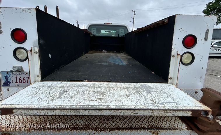 image for item EG0347 2011 Ford F250 Super Duty SuperCab utility bed pickup truck